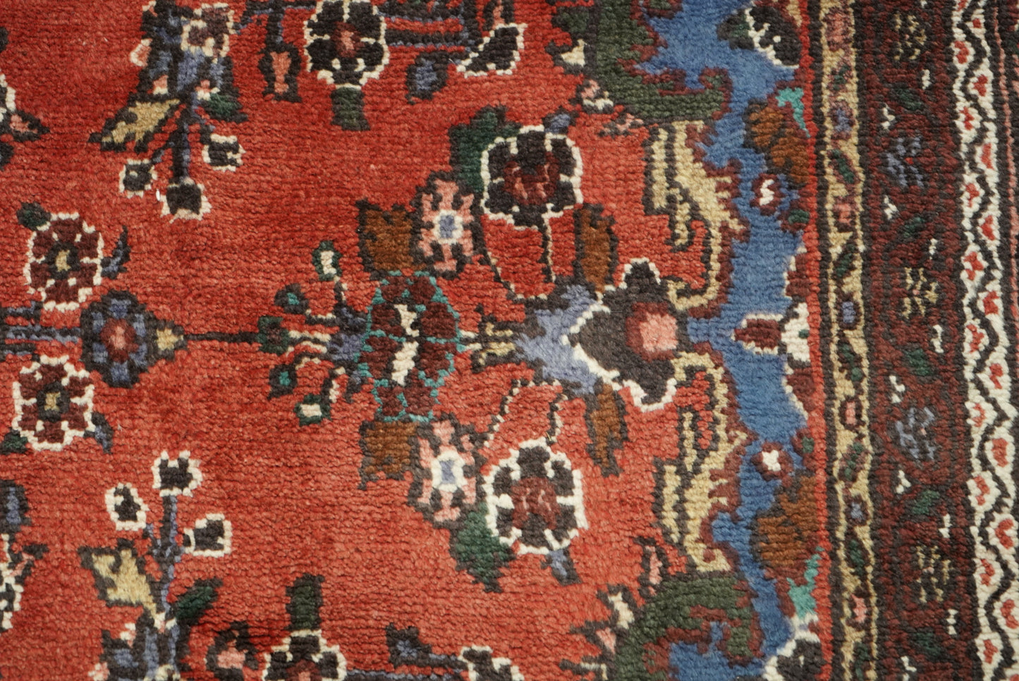 Vintage Persian Bibikabad Red Wool Floral Medallion Rug | Handmade | 295 x 212 cm
