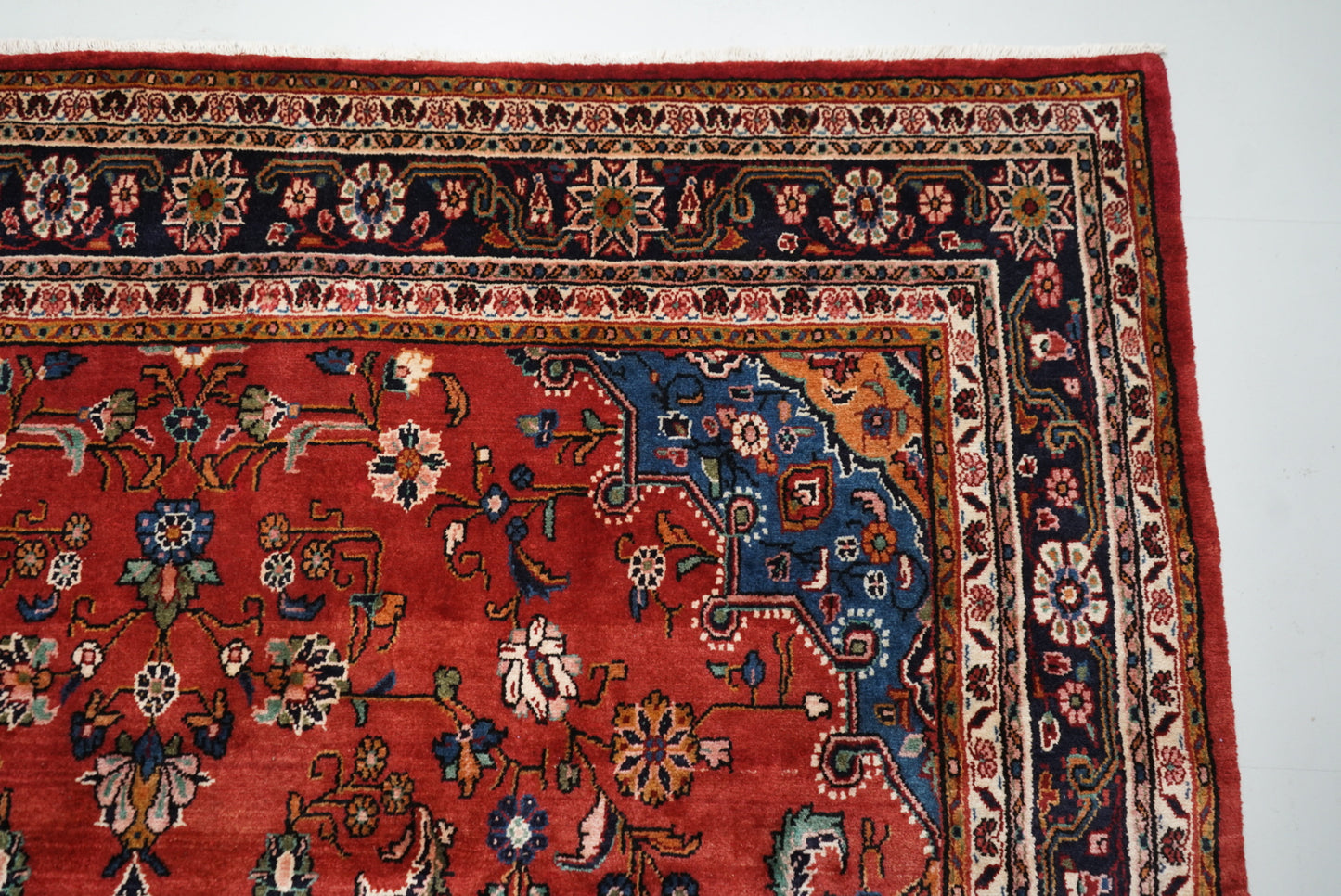 Vintage Persian Bibikabad Red Wool Floral Medallion Rug | Handmade | 333 x 217 cm