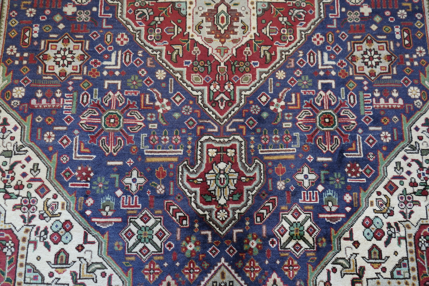 Vintage Persian Tabriz Navy Wool Floral Medallion Rug | Handmade | 296 x 209 cm