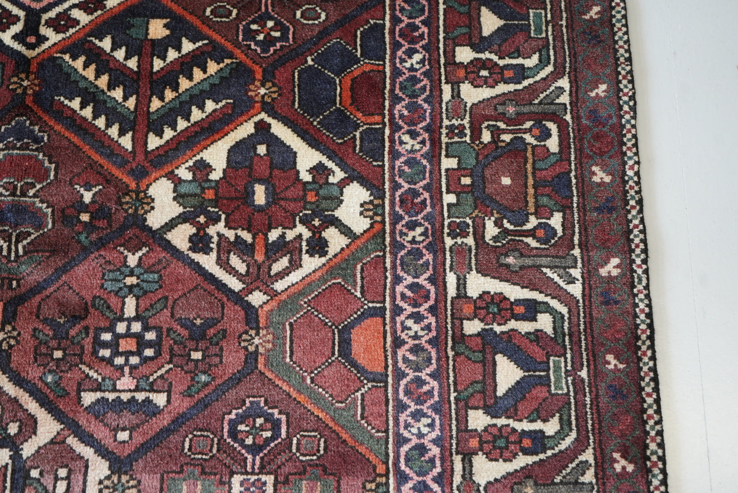 Vintage Persian Bakhtiari Red Wool Garden Design Rug | Handmade | 206 x 162 cm