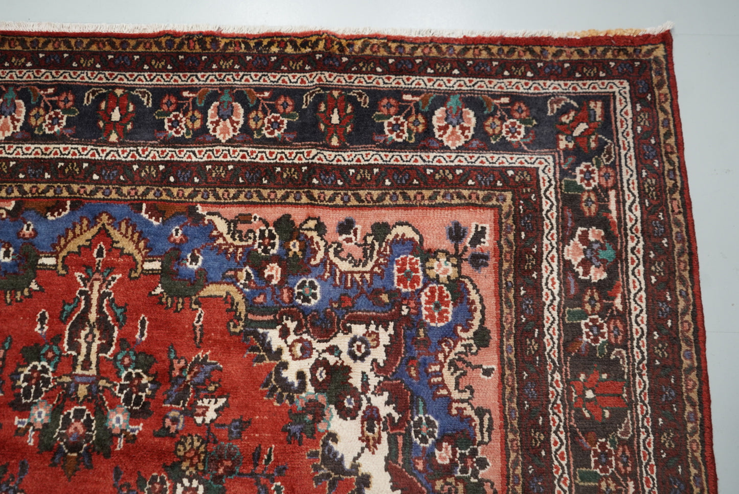 Vintage Persian Bibikabad Red Wool Floral Medallion Rug | Handmade | 295 x 212 cm
