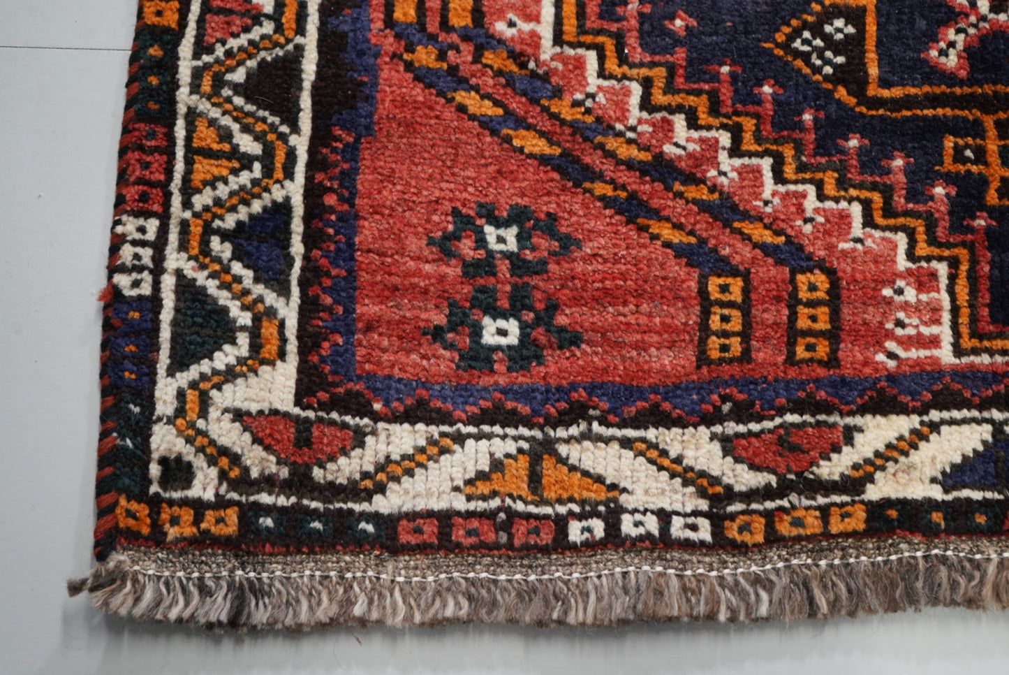 Handmade Vintage Geometric Rug 145 x 96 cm Wool Carpet