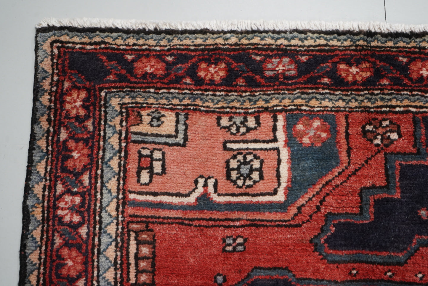 Vintage Handmade Mahabad Rug | 196 × 137 cm