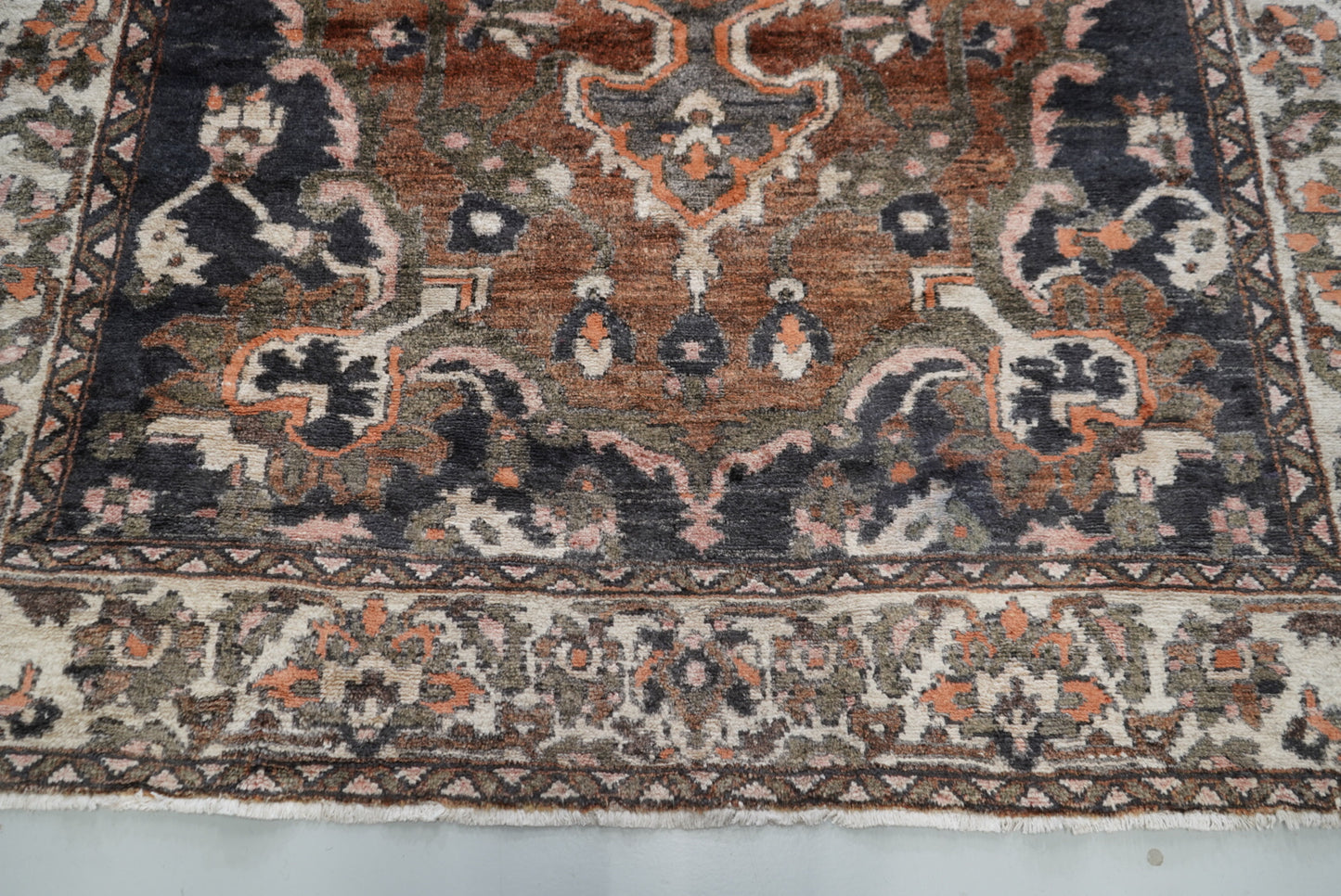 Handmade Vintage Oriental Rug 304 x 211 cm Large Wool Area Carpet