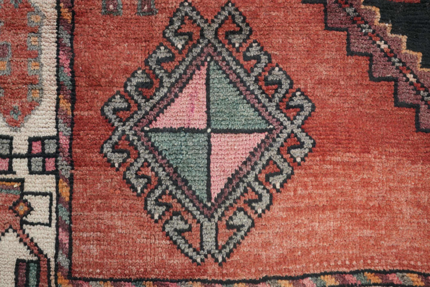 Handmade Persian Hamadan Geometric Wool Rug | 298 x 149 cm | Black & Red | Vintage