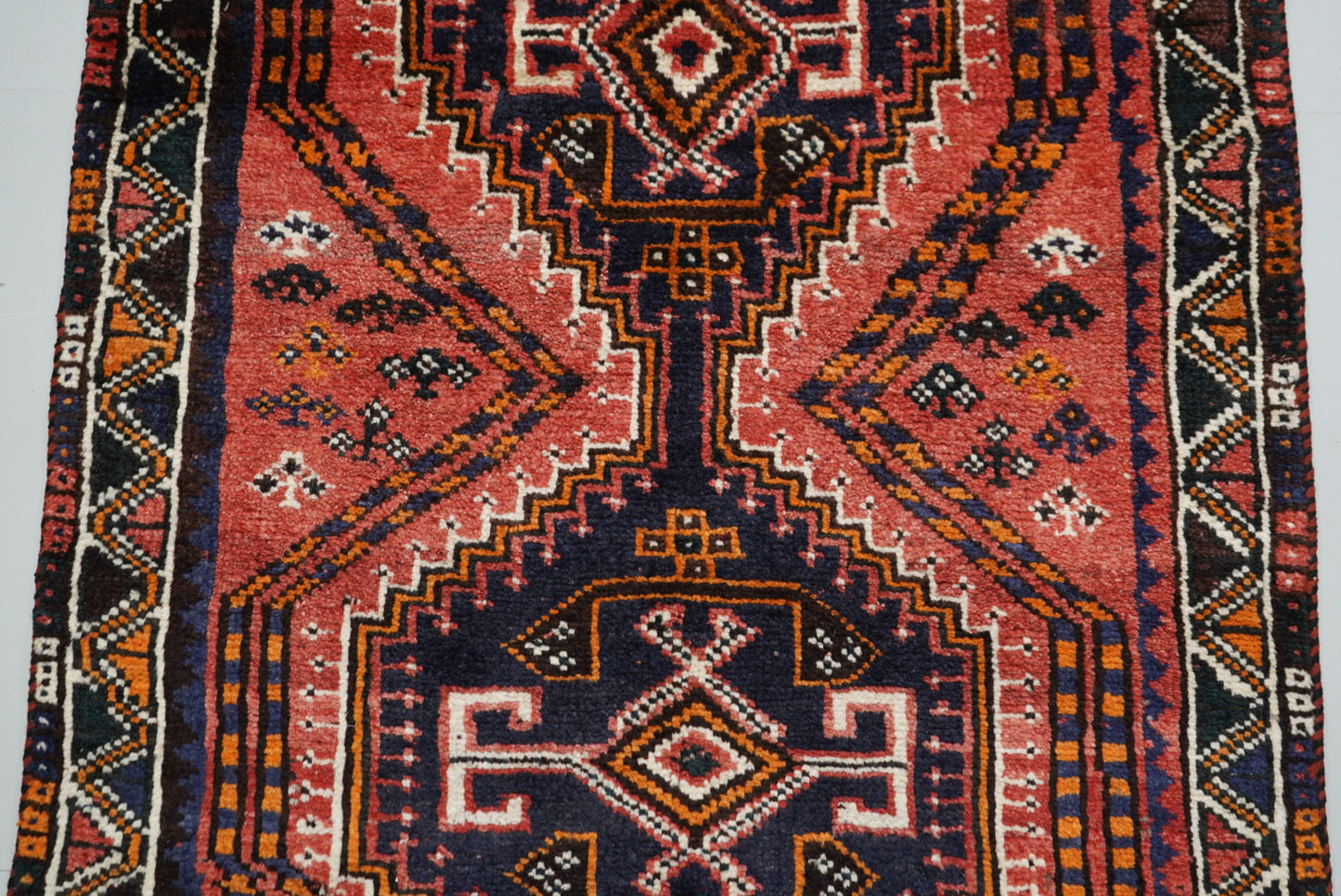 Vintage Handmade Shiraz Rug | 145 x 96 cm