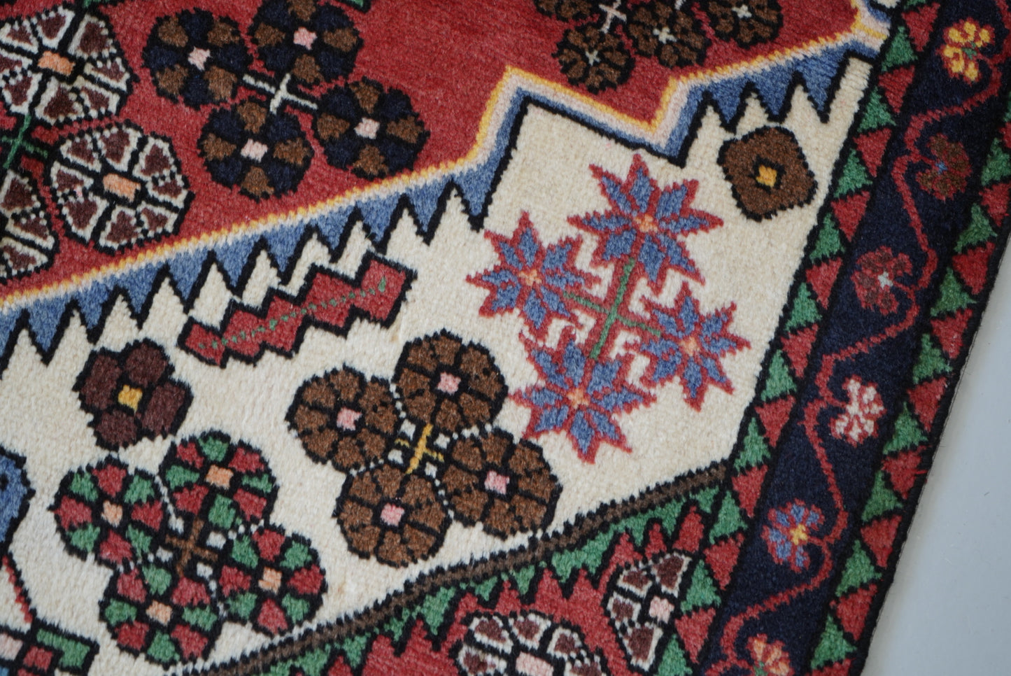Persian Hamadan Red Wool Geometric Rug | Handmade | 144 x 105 cm