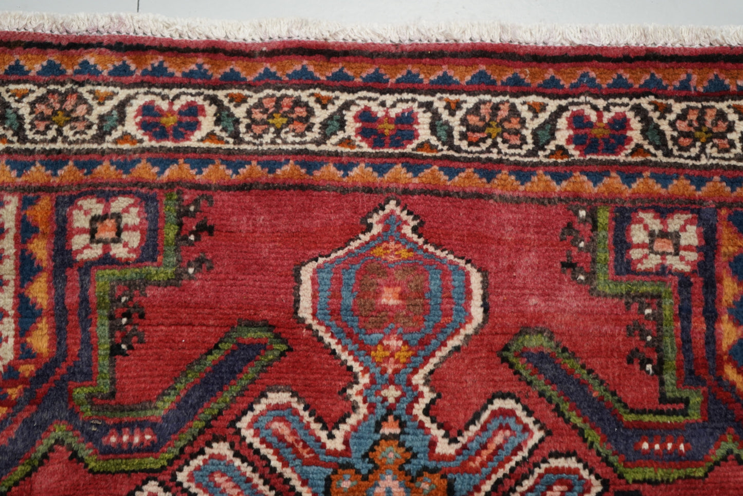 Handmade Vintage Geometric Medallion Rug 192 x 132 cm Wool Carpet