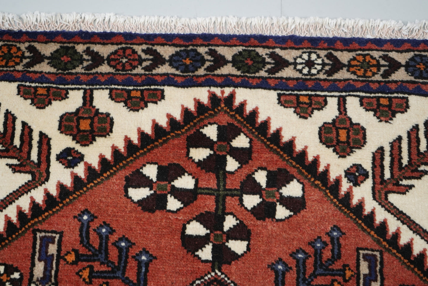 Persian Hamadan Red Wool Geometric Rug | Handmade | 147 x 106 cm