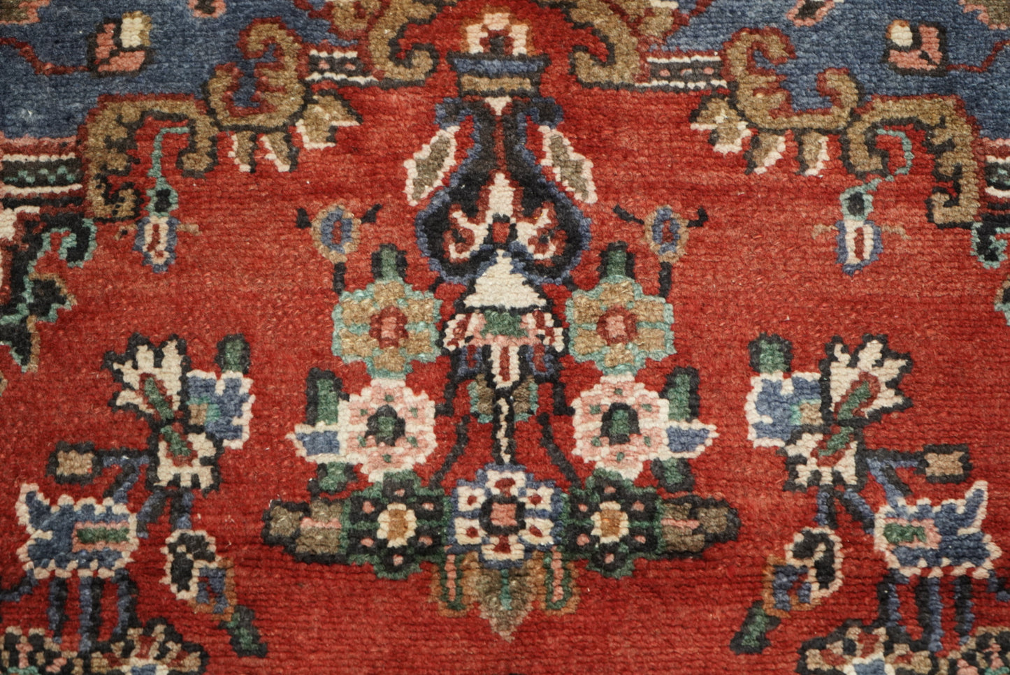 Vintage Persian Bibikabad Red Wool Floral Medallion Rug | Handmade | 295 x 217 cm