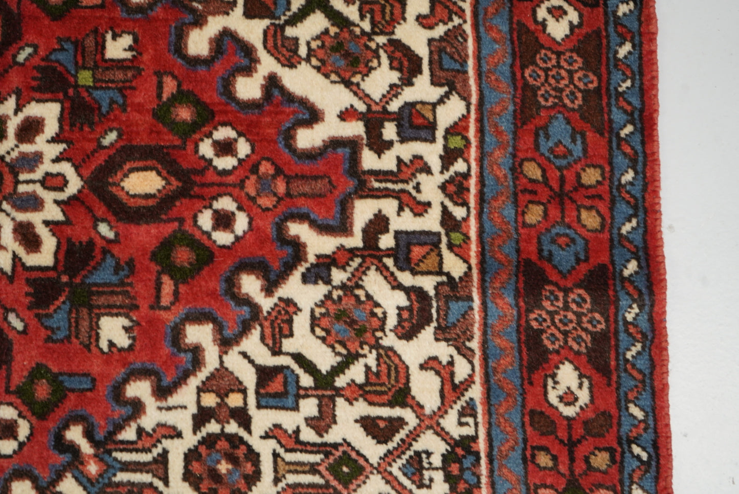 Vintage Persian Hamadan Cream & Red Wool Geometric Rug | Handmade | 142 x 100 cm